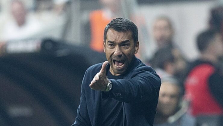 Beşiktaş Teknik Direktörü Giovanni van Bronckhorst’tan taraftara sitem!