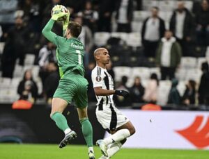 Beşiktaş taraftarından Joao Mario’ya ıslıklı tepki!