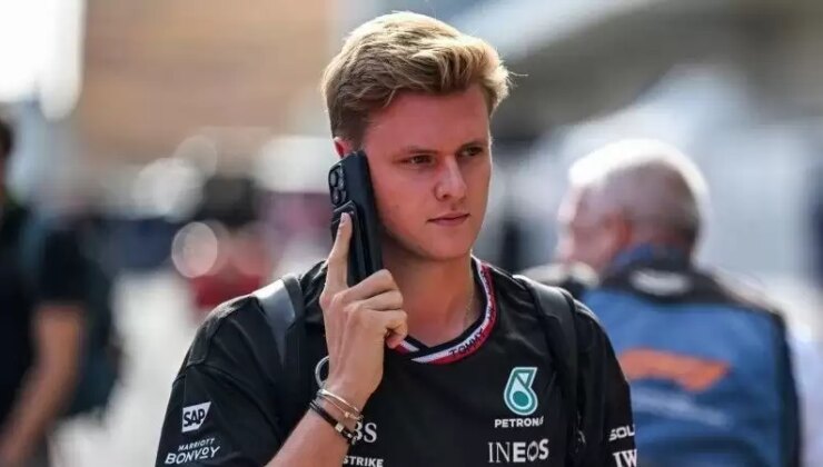 Formula 1 takımı Mick Schumacher ile görüşüldüğünü açıkladı!