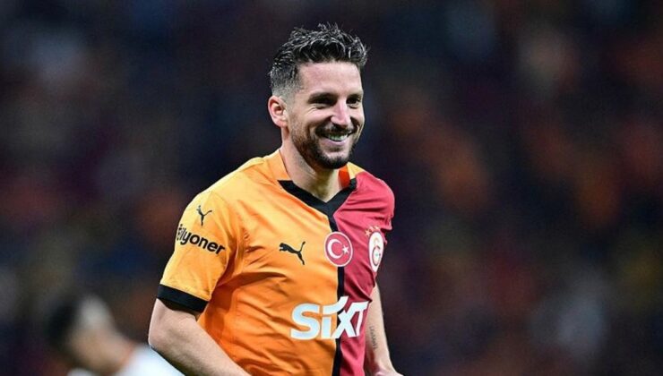 Galatasaray’da Dries Mertens’e 100. maça özel plaket!