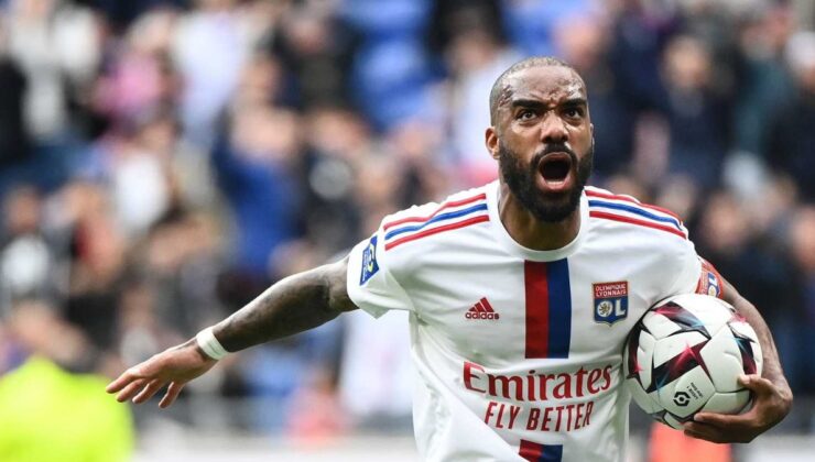 TRANSFER HABERİ: Beşiktaş’tan Lacazette bombası! Bedelsiz gelecek