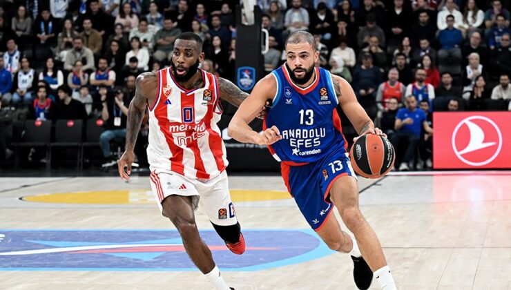 Anadolu Efes sahasında Kızılyıldız'ı devirdi