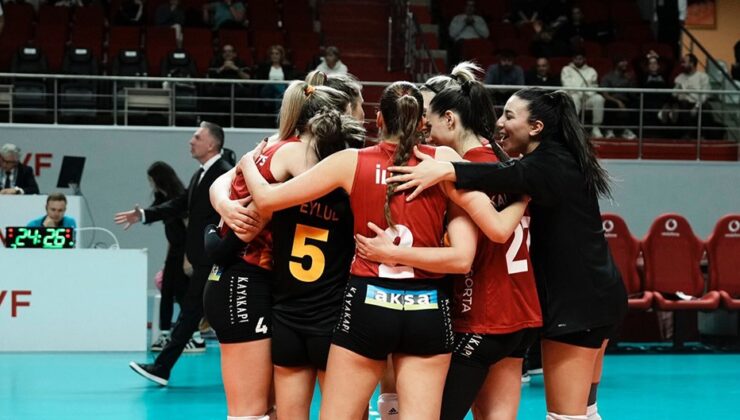 Galatasaray Daikin derbide 3-0 kazandı