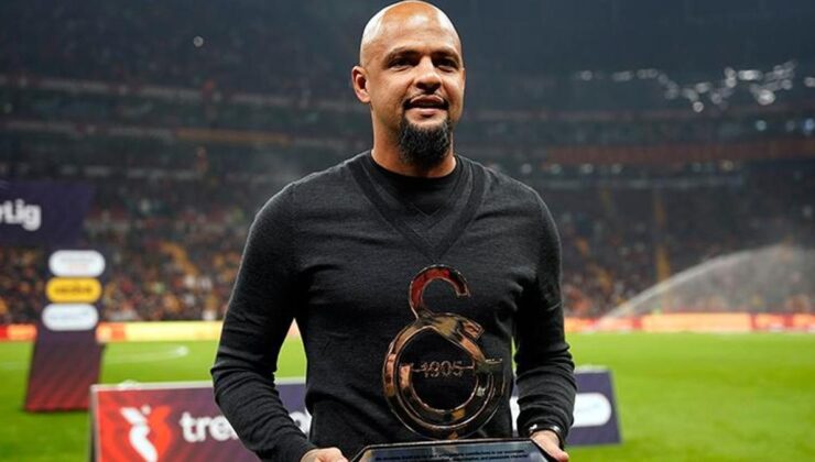 Galatasaray'dan Felipe Melo'ya plaket