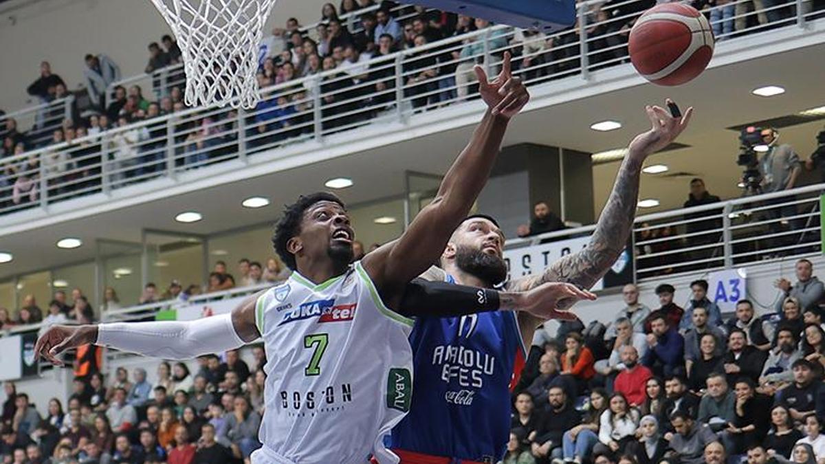 Merkezefendi Belediyesi Basket-Anadolu Efes maç sonucu: 63-96