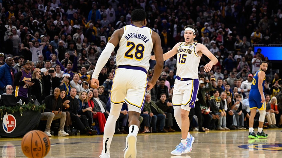 Nefes kesen maç: Los Angeles Lakers son saniye basketiyle kazandı