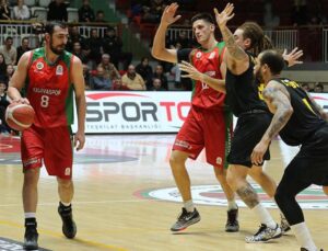 Yalovaspor Basketbol – Mersin Spor maç sonucu: 93-60