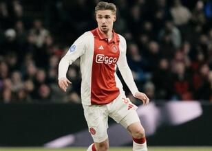 Ajax, evinde Waalwijk’e geçit vermedi