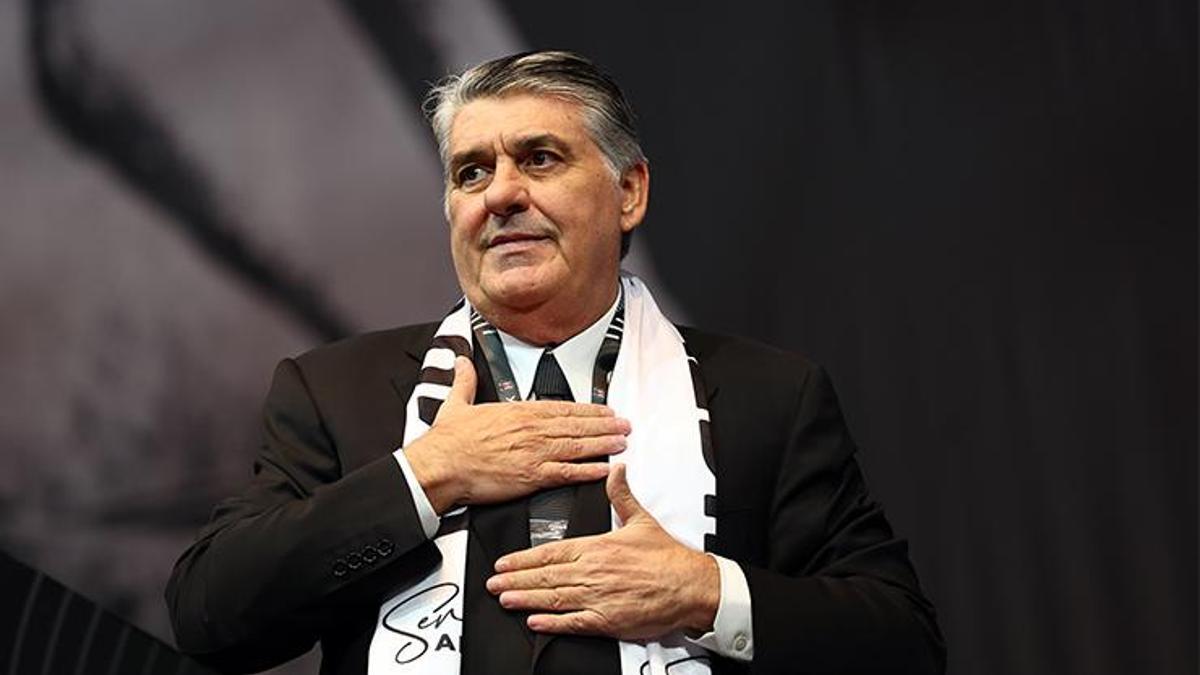 Beşiktaş'ta Serdal Adalı'nın tek bir isteği var! 'Sizin elinizde…'