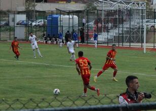 Edirnespor’da teknik direktör ve futbolcular ayrıldı