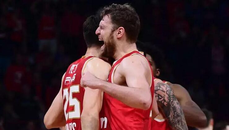 Euroleague'de yeni lider Olympiakos