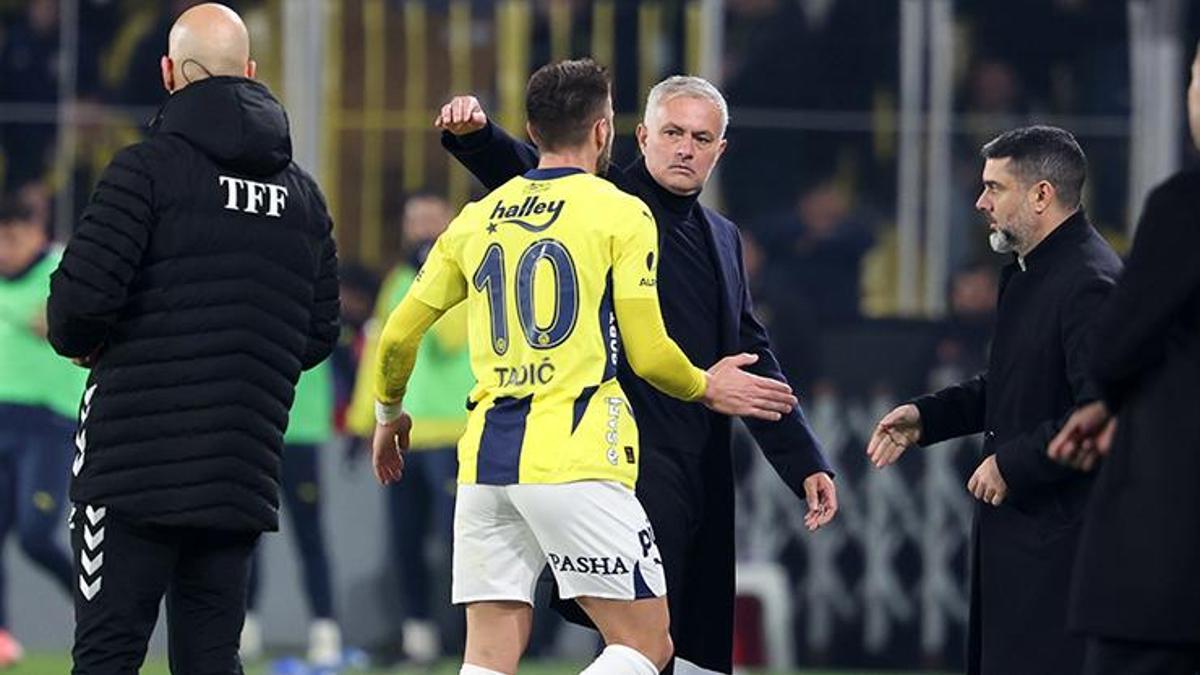 Fenerbahçe'de Tadic'ten taraftarın tepkisine cevap! 'Aklımızı kaybediyoruz, çılgınca…'