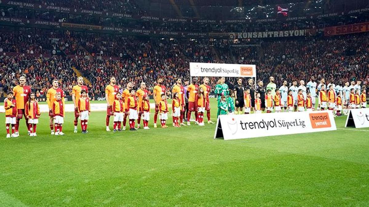 Galatasaray-Başakşehir maçı öncesi son dakika