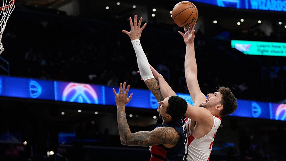 Houston Rockets'ın farklı kazandığı maçta Alperen Şengün'den double-double