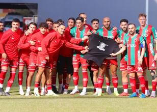 Karşıyaka’da Cenk Ahmet tamam, Sefa ve İsmail sırada