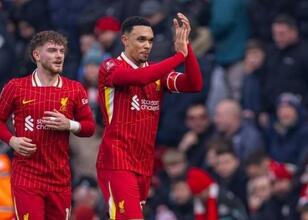 Liverpool, sahasında dört golle turladı