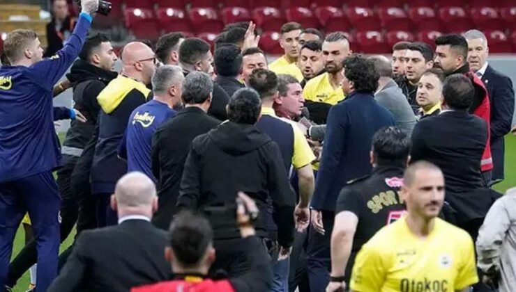 Olaylı Galatasaray-Fenerbahçe derbisine ilişkin yargılama başladı! Oosterwolde ve Mert Hakan Yandaş için hapis talebi