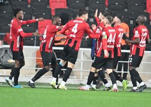 ÖZET İZLE Gaziantep 1-0 Adana Demirspor golü