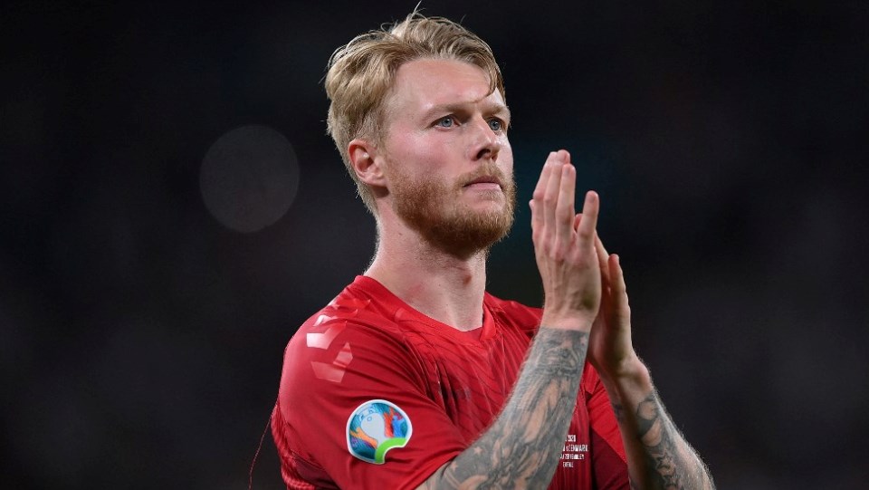 Simon Kjaer kramponlarını astı: 35 yaşında futbola veda