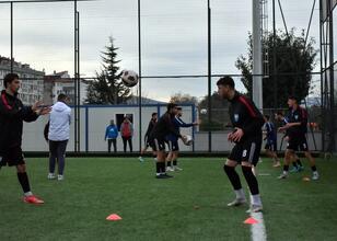 Yalı Mahallesi, futbol kültürünü yaşatmayı sürdürüyor